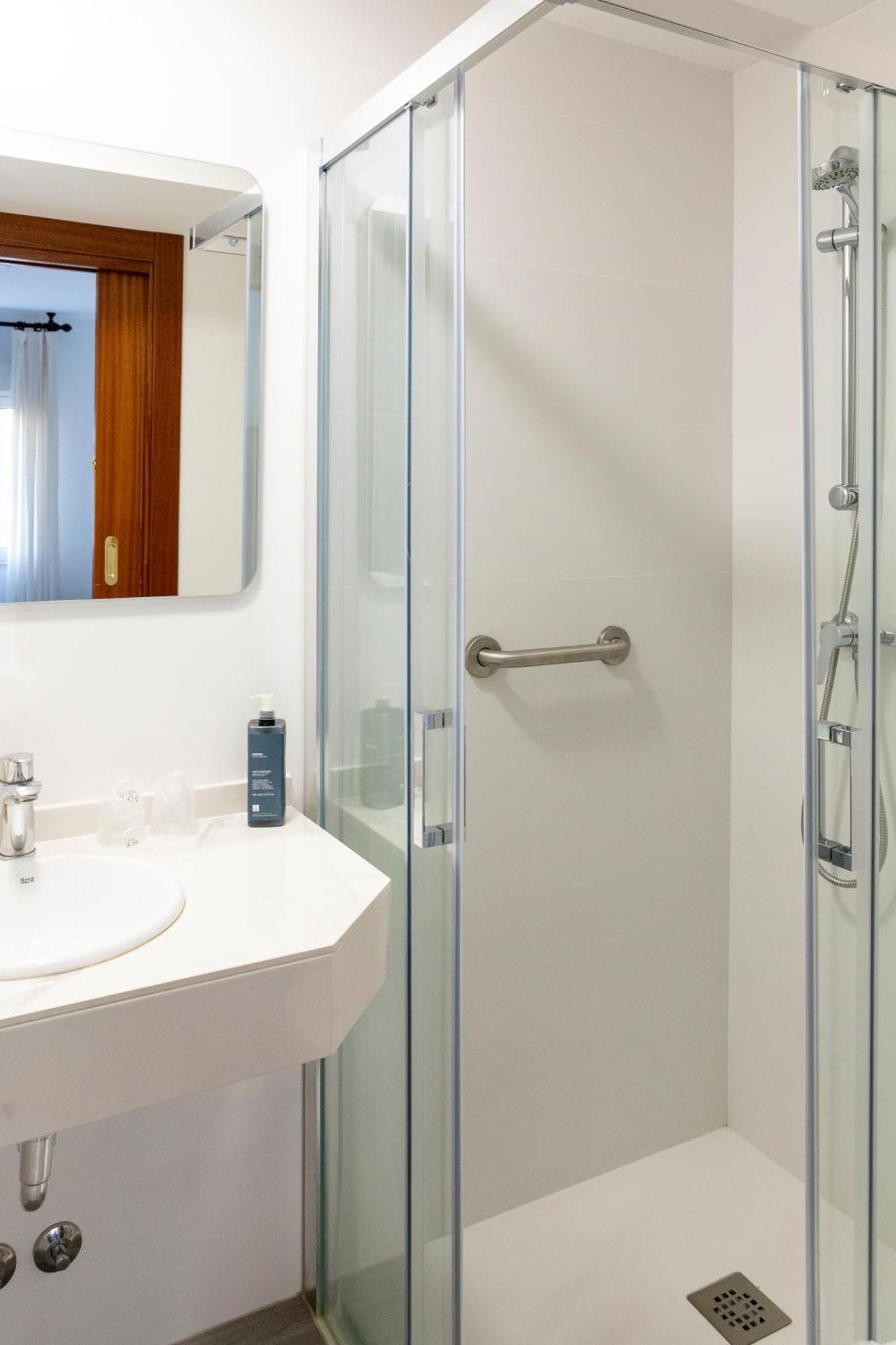 Cabeza Hotel Noreña